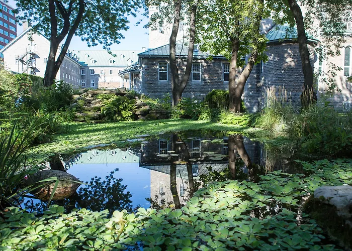The Grey Nuns Residence By Concordia University Montréal